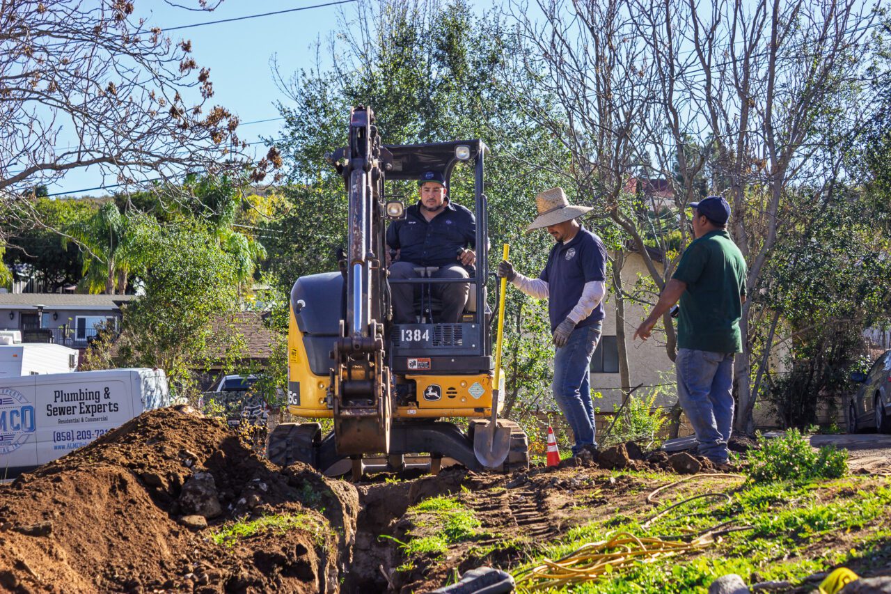 Traditional Digging Method: Features & Process Overview